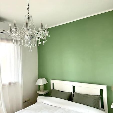 Casa Vacanza Elislor Apartments فيوميتشينو المظهر الخارجي الصورة