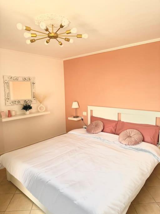 Casa Vacanza Elislor Apartments فيوميتشينو المظهر الخارجي الصورة