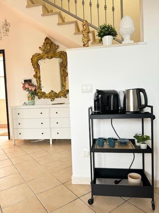 Casa Vacanza Elislor Apartments فيوميتشينو المظهر الخارجي الصورة